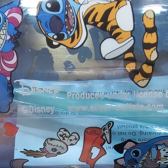 Disney stitch drinking cup - Picture 3 of 4